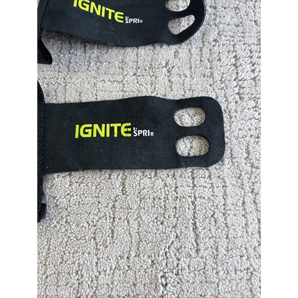 Ignite By SPRI Leather Workout Power Weightlifting Straps Wraps Grips. - Picture 2 of 10